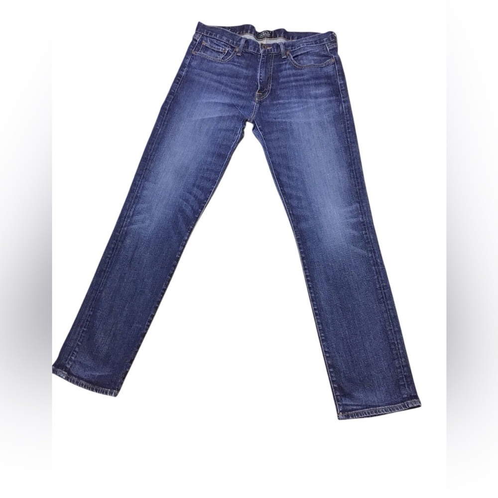 Lucky Brand 410 Athletic Fit  Indigo Men’s Jeans - Picture 2 of 13